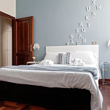 The Journalist House By Pleiades Apartman